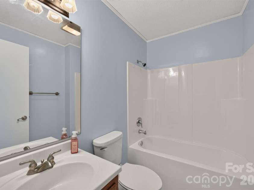 2923 Dogwood Drive, Claremont, NC 28610.  MLS# CAR4418731, YatesRealty ID 47349. 