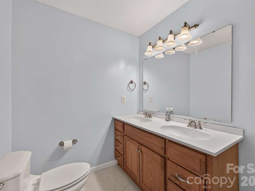 2923 Dogwood Drive, Claremont, NC 28610.  MLS# CAR4418731, YatesRealty ID 47349. 