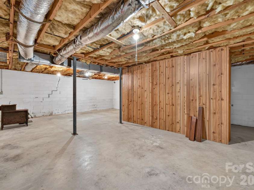 2923 Dogwood Drive, Claremont, NC 28610.  MLS# CAR4418731, YatesRealty ID 47349. 