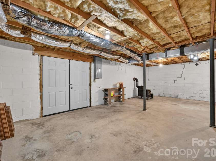 2923 Dogwood Drive, Claremont, NC 28610.  MLS# CAR4418731, YatesRealty ID 47349. 