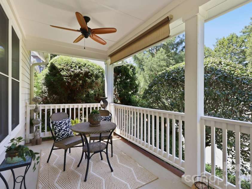 19 Oakhaven Terrace, Asheville, NC 28803.  MLS# CAR4417240, YatesRealty ID 47350. 