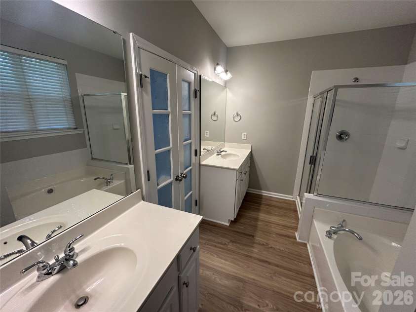 1917 Bellflower Drive, Fort Mill, SC 29715.  MLS# CAR4418356, YatesRealty ID 47351. 