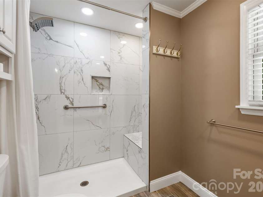 202 Legion Road, Hudson, NC 28638.  MLS# CAR4419019, YatesRealty ID 47352. 