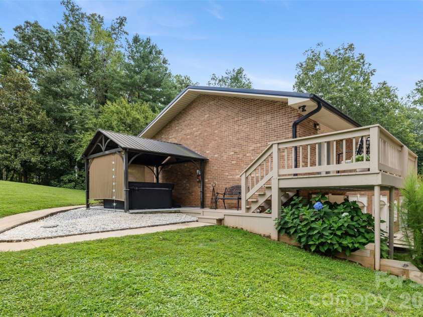 202 Legion Road, Hudson, NC 28638.  MLS# CAR4419019, YatesRealty ID 47352. 