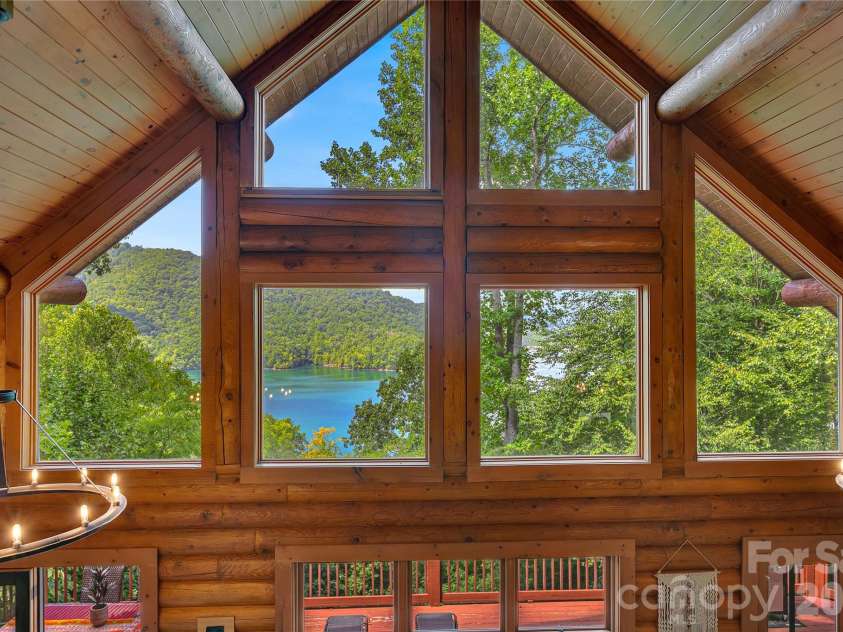 135 Ridge Top Drive, Topton, NC 28781.  MLS# CAR4418835, YatesRealty ID 47353. 