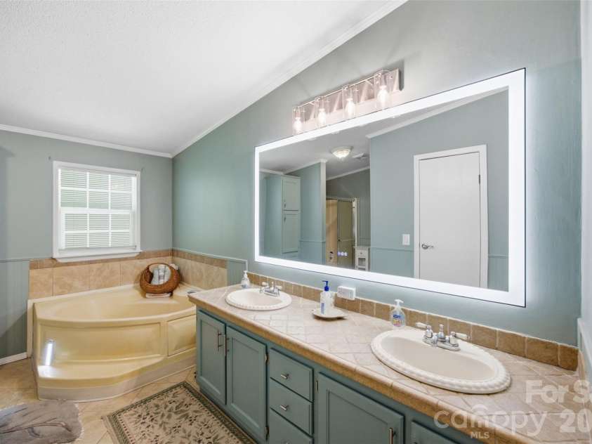 185 Payne Street, Mount Holly, NC 28120.  MLS# CAR4418769, YatesRealty ID 47354. 