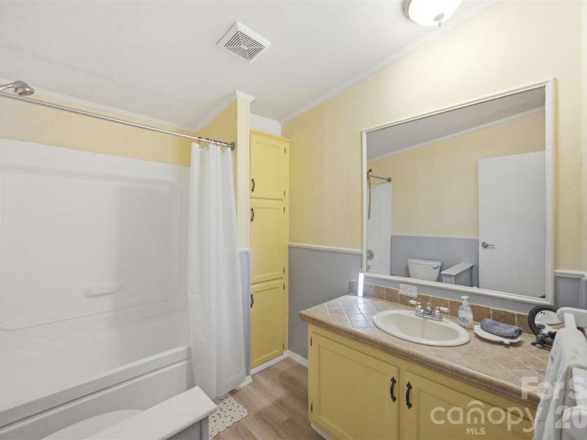 185 Payne Street, Mount Holly, NC 28120.  MLS# CAR4418769, YatesRealty ID 47354. 