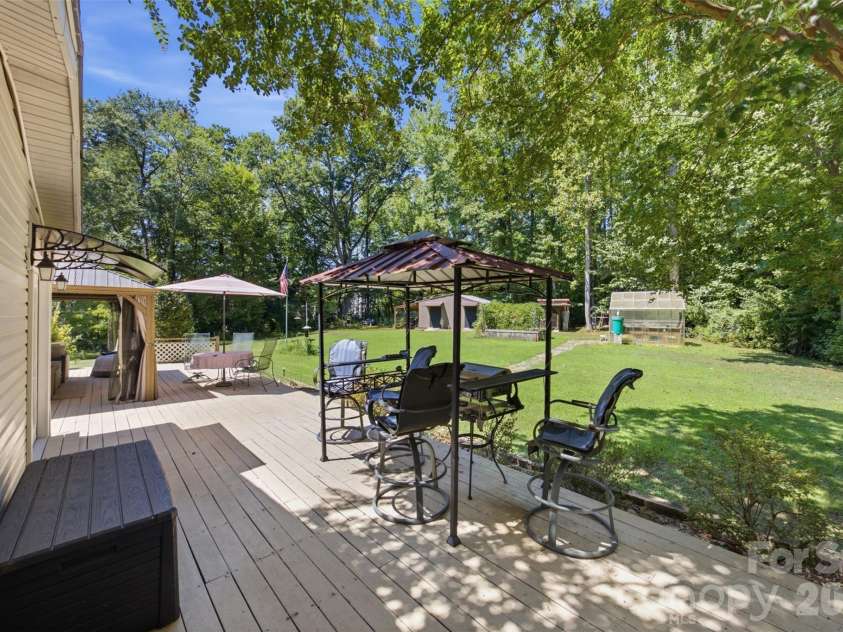 185 Payne Street, Mount Holly, NC 28120.  MLS# CAR4418769, YatesRealty ID 47354. 