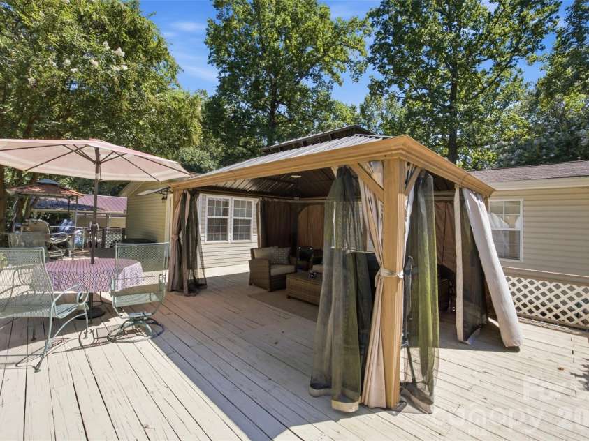 185 Payne Street, Mount Holly, NC 28120.  MLS# CAR4418769, YatesRealty ID 47354. 
