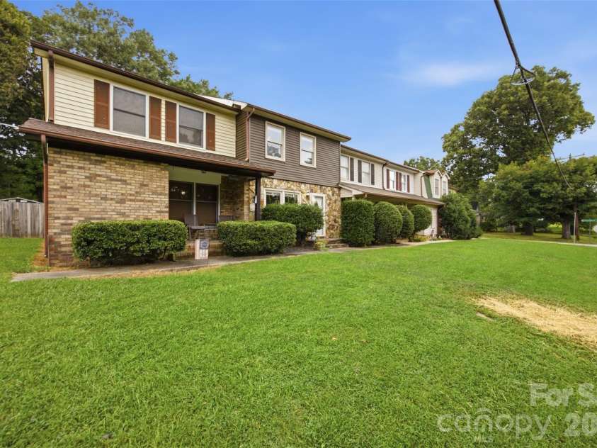 1228 B Oakwood Avenue, Kannapolis, NC 28081.  MLS# CAR4418779, YatesRealty ID 47355. 