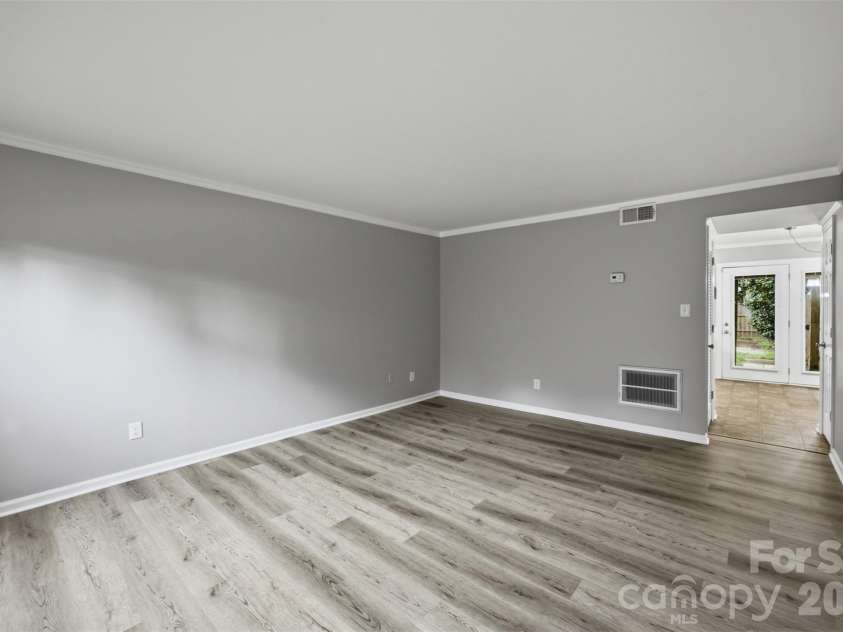 1228 B Oakwood Avenue, Kannapolis, NC 28081.  MLS# CAR4418779, YatesRealty ID 47355. 