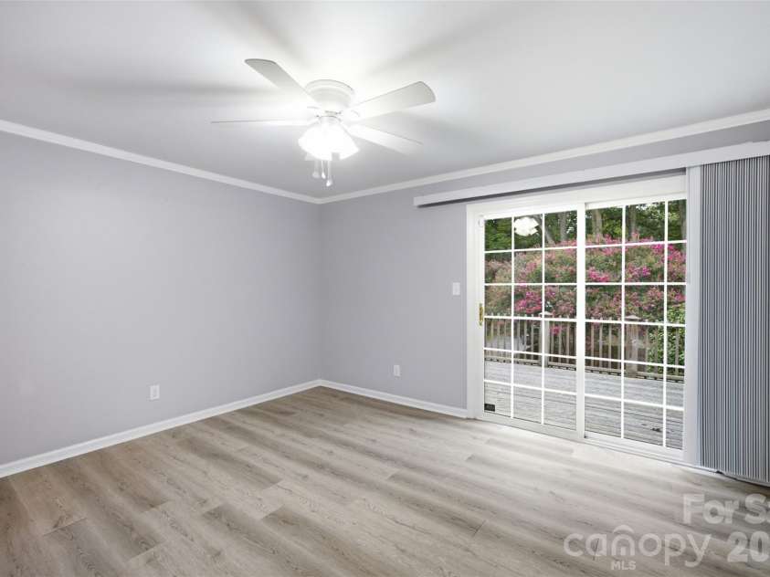 1228 B Oakwood Avenue, Kannapolis, NC 28081.  MLS# CAR4418779, YatesRealty ID 47355. 