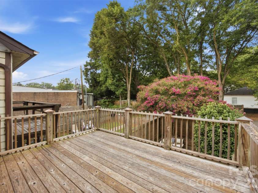1228 B Oakwood Avenue, Kannapolis, NC 28081.  MLS# CAR4418779, YatesRealty ID 47355. 