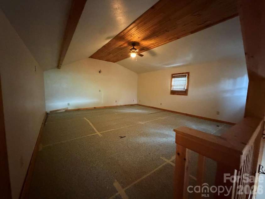 27 Apple Lane, Murphy, NC 28906.  MLS# CAR4418984, YatesRealty ID 47357. 