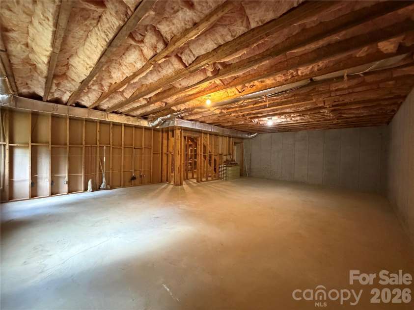 27 Apple Lane, Murphy, NC 28906.  MLS# CAR4418984, YatesRealty ID 47357. 