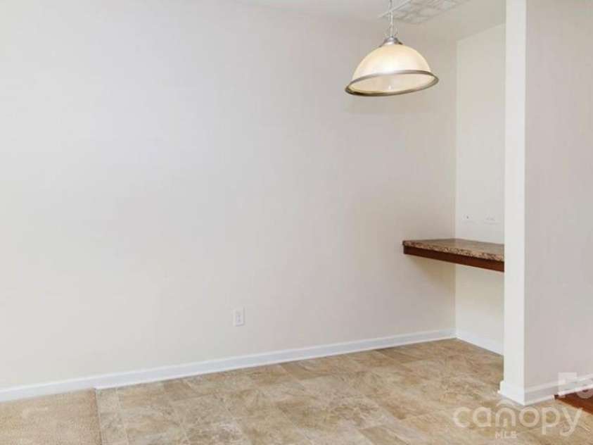 14416 Glendon Hall Lane, Charlotte, NC 28262.  MLS# CAR4418921, YatesRealty ID 47358. 