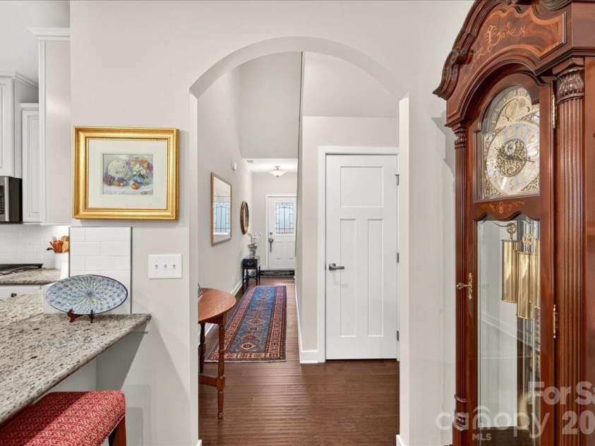 5804 Barrowlands Court, Charlotte, NC 28210.  MLS# CAR4417069, YatesRealty ID 47359. 