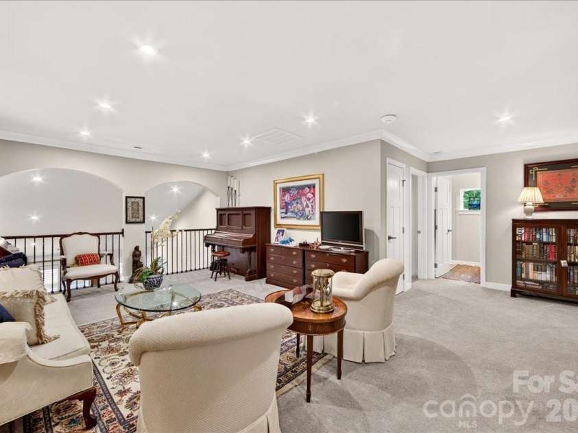 5804 Barrowlands Court, Charlotte, NC 28210.  MLS# CAR4417069, YatesRealty ID 47359. 