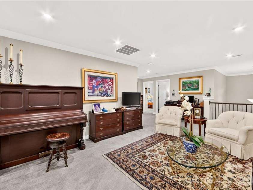 5804 Barrowlands Court, Charlotte, NC 28210.  MLS# CAR4417069, YatesRealty ID 47359. 
