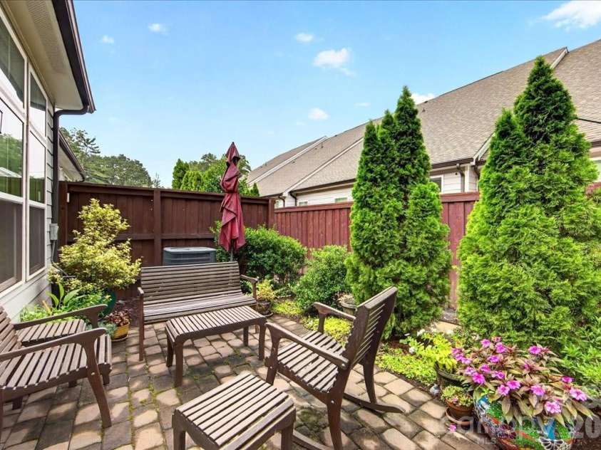 5804 Barrowlands Court, Charlotte, NC 28210.  MLS# CAR4417069, YatesRealty ID 47359. 