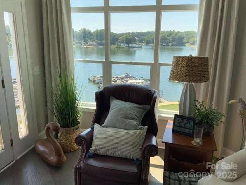637 Williamson Road, Mooresville, NC 28117.  MLS# CAR4241846, YatesRealty ID 4736. Great Room Views