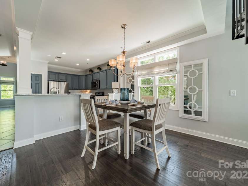 637 Williamson Road, Mooresville, NC 28117.  MLS# CAR4247530, YatesRealty ID 4736. Dining area with windows