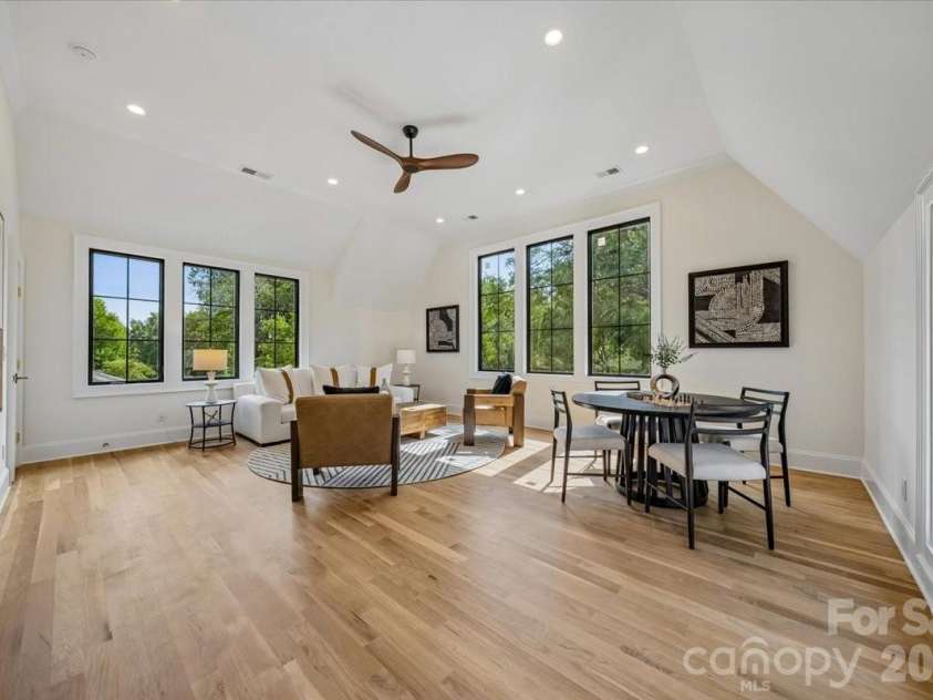 4635 Water Oak Road, Charlotte, NC 28211.  MLS# CAR4415102, YatesRealty ID 47360. 