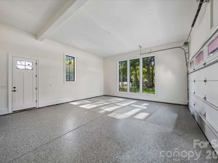4635 Water Oak Road, Charlotte, NC 28211.  MLS# CAR4415102, YatesRealty ID 47360. 
