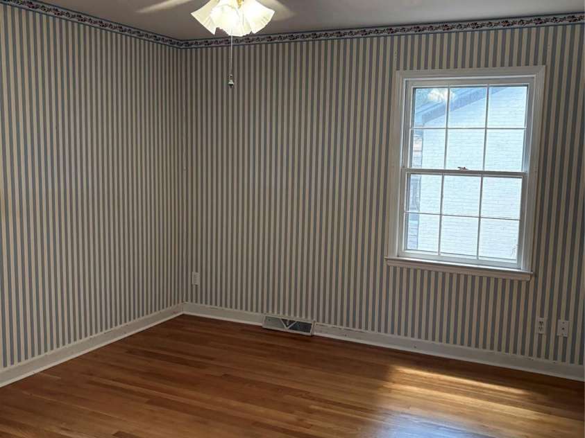 1215 Brockton Lane, Charlotte, NC 28226.  MLS# CAR4418213, YatesRealty ID 47364. 