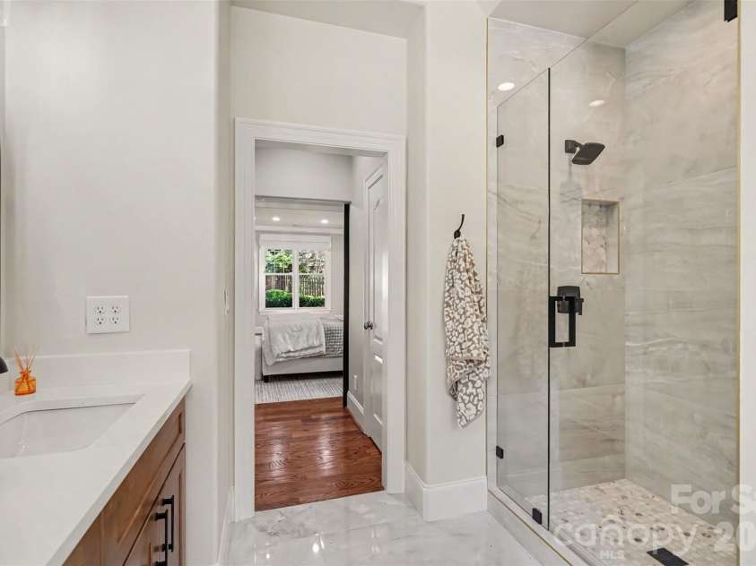 21253 Sandy Cove Road, Cornelius, NC 28031.  MLS# CAR4417192, YatesRealty ID 47365. 