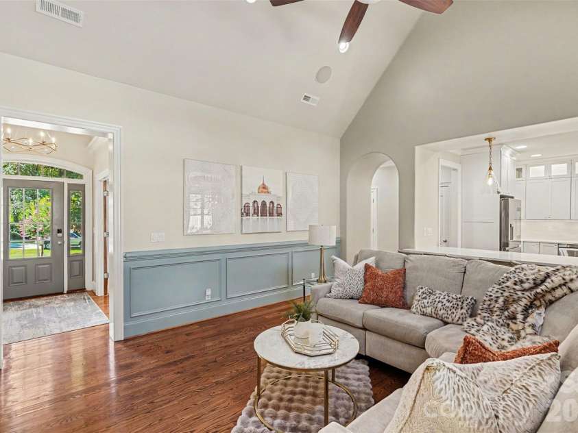 21253 Sandy Cove Road, Cornelius, NC 28031.  MLS# CAR4417192, YatesRealty ID 47365. 