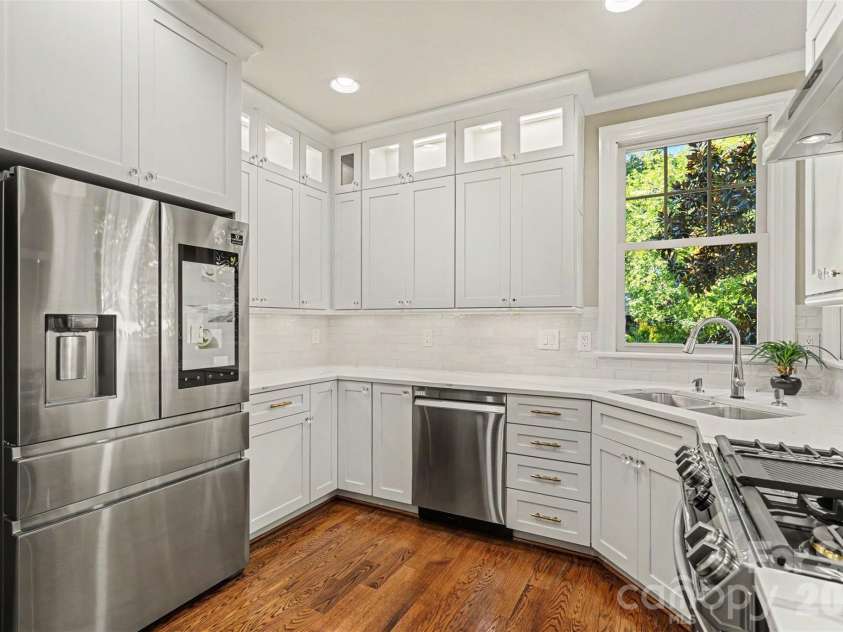 21253 Sandy Cove Road, Cornelius, NC 28031.  MLS# CAR4417192, YatesRealty ID 47365. 