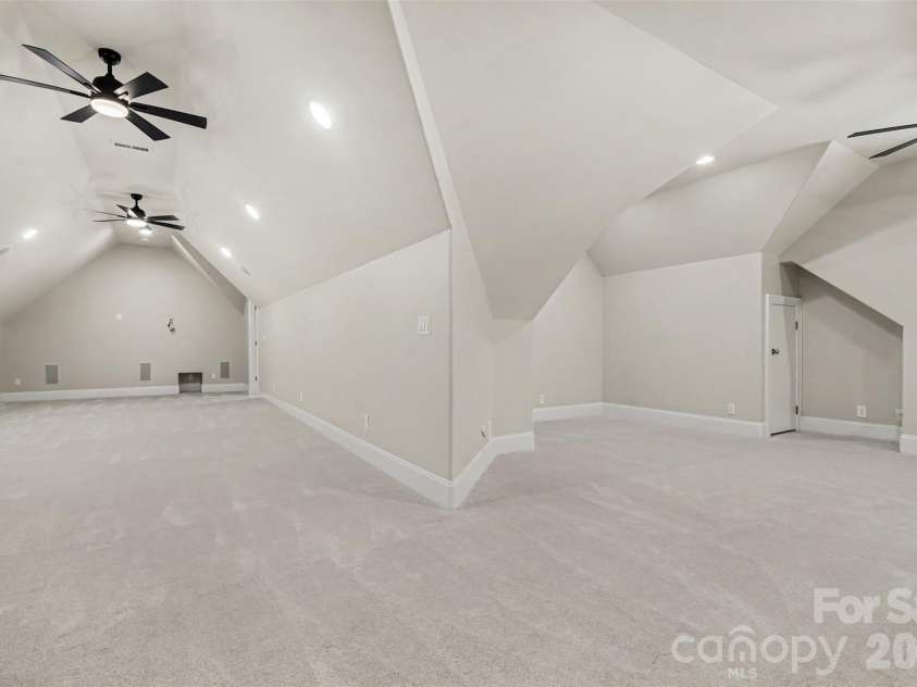 21253 Sandy Cove Road, Cornelius, NC 28031.  MLS# CAR4417192, YatesRealty ID 47365. 