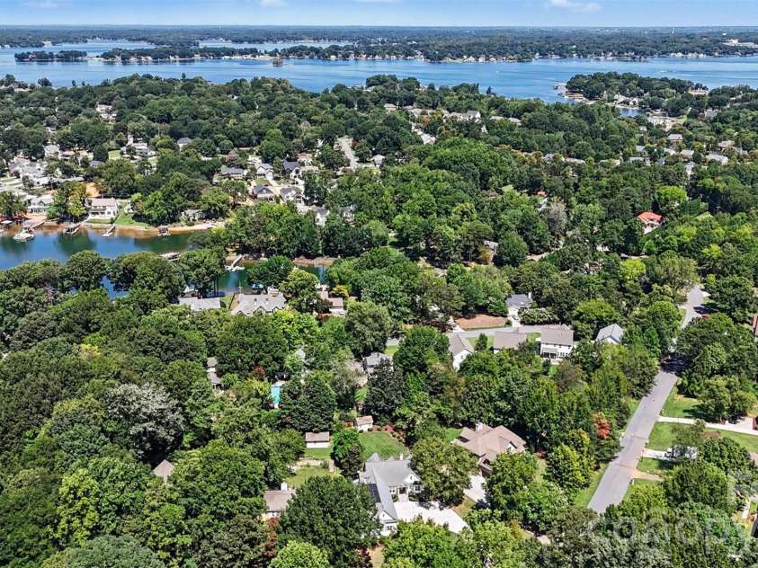 21253 Sandy Cove Road, Cornelius, NC 28031.  MLS# CAR4417192, YatesRealty ID 47365. 