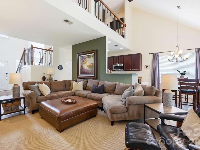 10933 Stone Trail Road, Charlotte, NC 28213.  MLS# CAR4417912, YatesRealty ID 47367. 