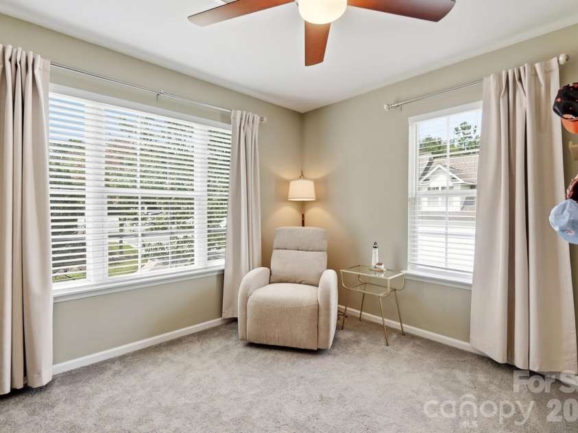 10933 Stone Trail Road, Charlotte, NC 28213.  MLS# CAR4417912, YatesRealty ID 47367. 