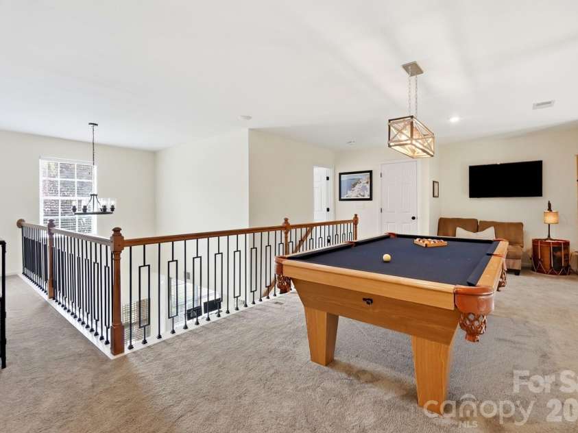 10933 Stone Trail Road, Charlotte, NC 28213.  MLS# CAR4417912, YatesRealty ID 47367. 