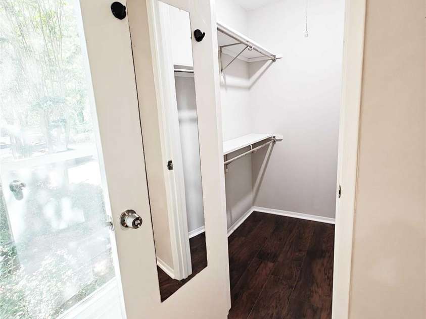 4948 Sardis Road, Charlotte, NC 28270.  MLS# CAR4419055, YatesRealty ID 47368. 