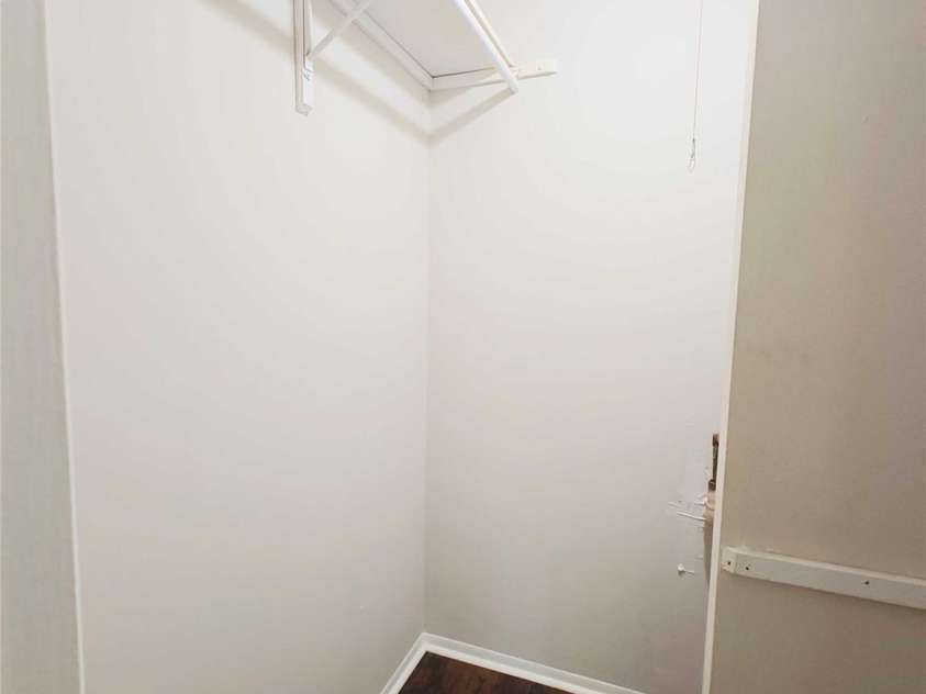 4948 Sardis Road, Charlotte, NC 28270.  MLS# CAR4419055, YatesRealty ID 47368. 