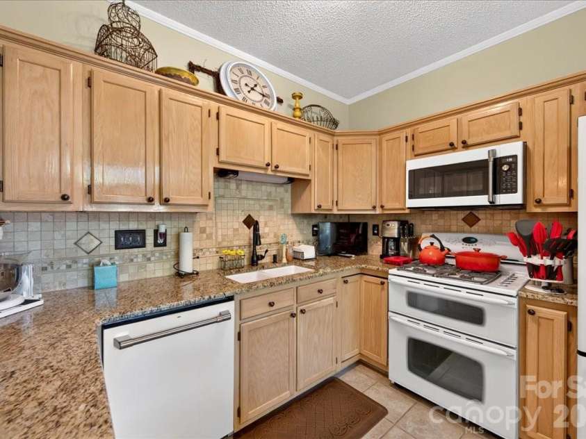 3508 Mallard Cove Court, Charlotte, NC 28269.  MLS# CAR4416576, YatesRealty ID 47369. 