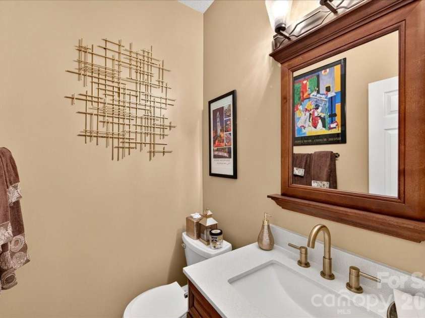 3508 Mallard Cove Court, Charlotte, NC 28269.  MLS# CAR4416576, YatesRealty ID 47369. 