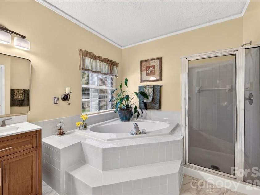 3508 Mallard Cove Court, Charlotte, NC 28269.  MLS# CAR4416576, YatesRealty ID 47369. 