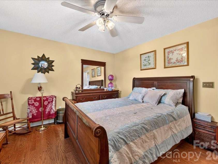 3508 Mallard Cove Court, Charlotte, NC 28269.  MLS# CAR4416576, YatesRealty ID 47369. 