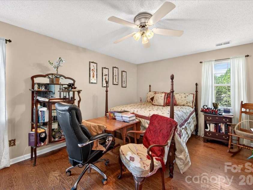 3508 Mallard Cove Court, Charlotte, NC 28269.  MLS# CAR4416576, YatesRealty ID 47369. 