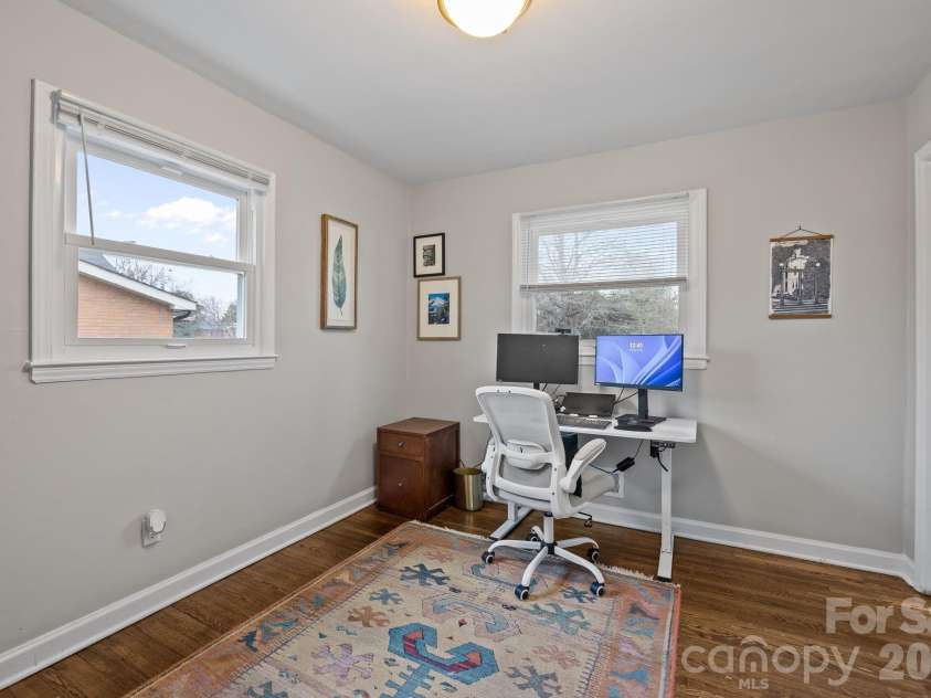 4211 Glenstar Terrace, Charlotte, NC 28205.  MLS# CAR4343506, YatesRealty ID 4737. 