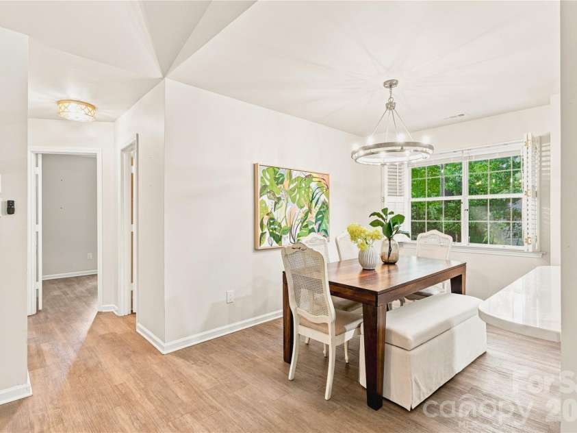8805 Golf Ridge Drive, Charlotte, NC 28277.  MLS# CAR4418369, YatesRealty ID 47370. 