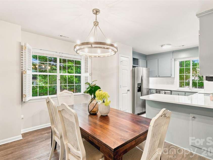 8805 Golf Ridge Drive, Charlotte, NC 28277.  MLS# CAR4418369, YatesRealty ID 47370. 