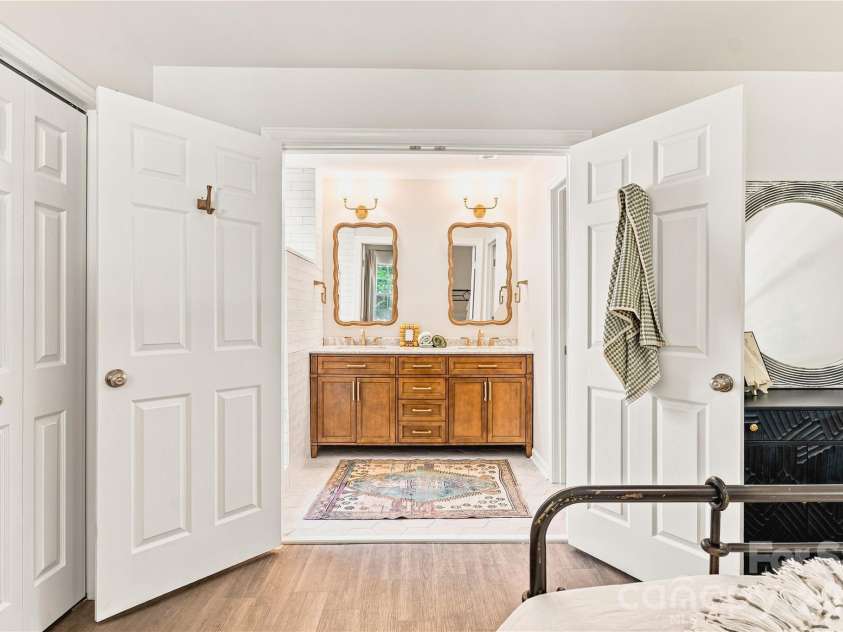 8805 Golf Ridge Drive, Charlotte, NC 28277.  MLS# CAR4418369, YatesRealty ID 47370. 