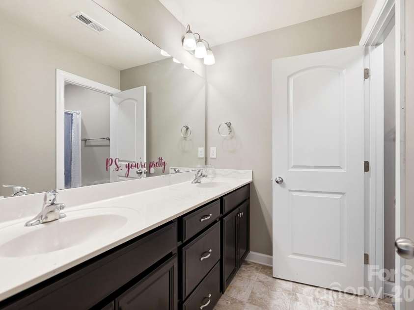 10125 Castlebrooke Drive, Concord, NC 28027.  MLS# CAR4418410, YatesRealty ID 47371. 