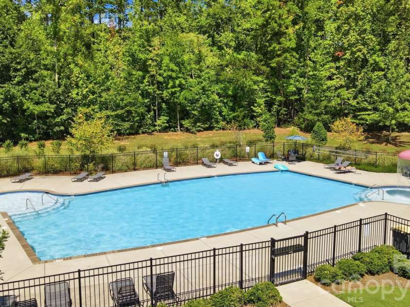 10125 Castlebrooke Drive, Concord, NC 28027.  MLS# CAR4418410, YatesRealty ID 47371. 